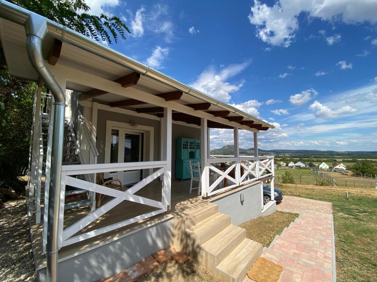 Dandelion "Zsalya" Vendeghaz Villa Kisapati Exterior photo
